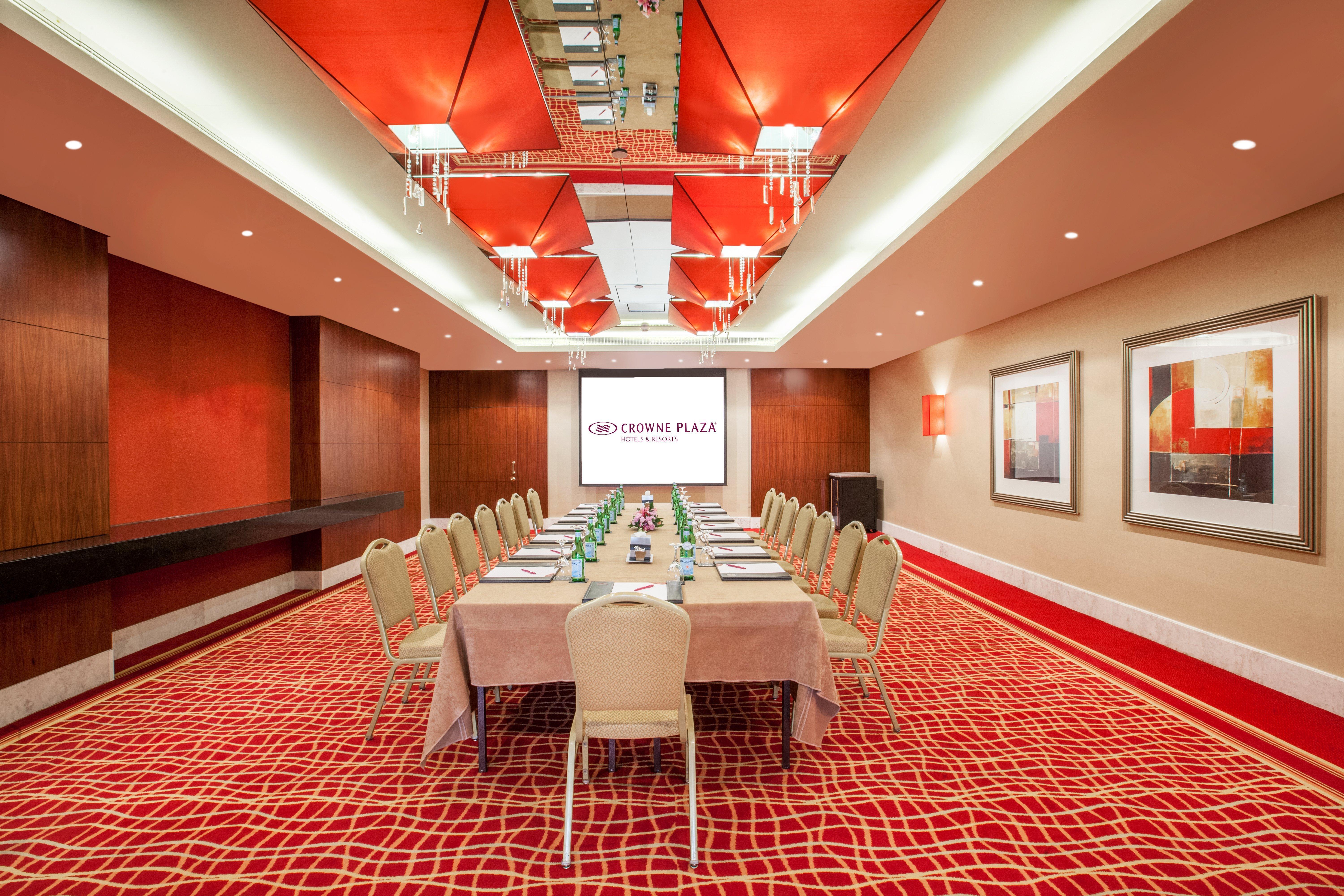 Crowne Plaza Dubai Deira By Ihg Ξενοδοχείο Εξωτερικό φωτογραφία Meeting room