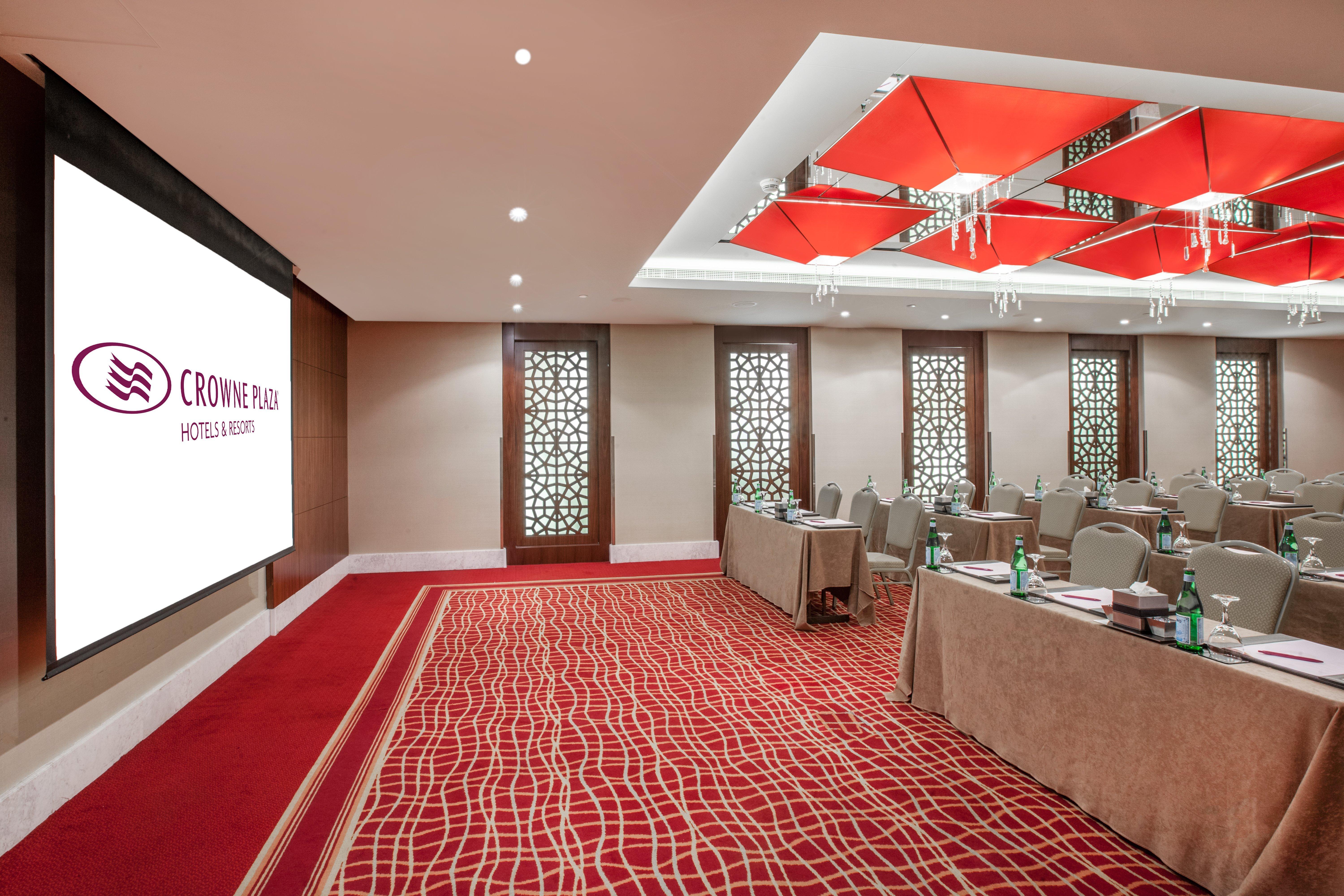 Crowne Plaza Dubai Deira By Ihg Ξενοδοχείο Εξωτερικό φωτογραφία Meeting room